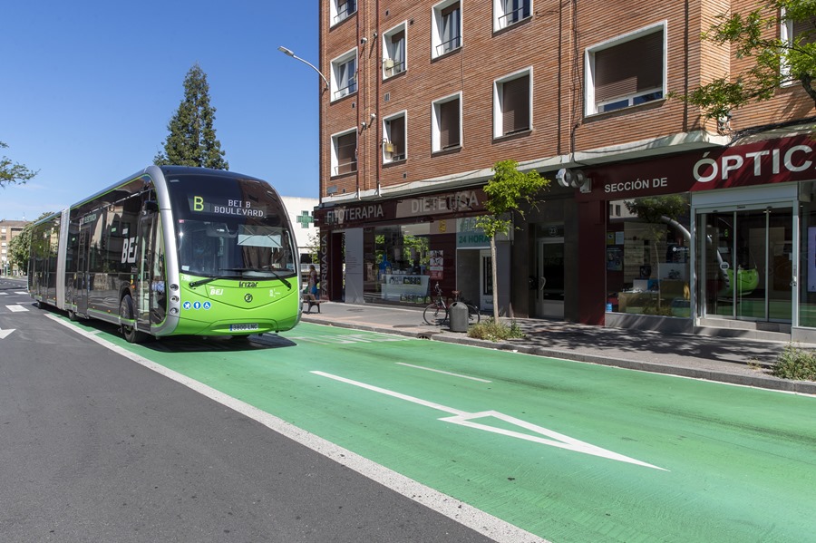 Una unidad del autobús eléctrico inteligente (BEI) de Vitoria.