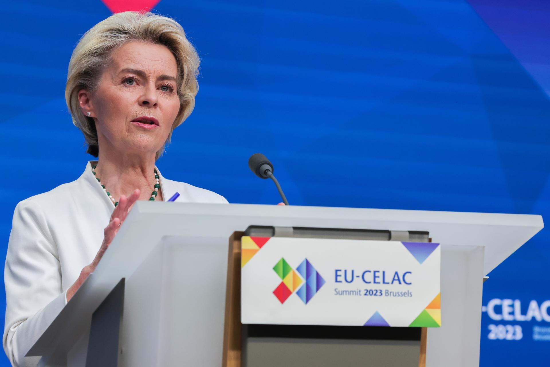 The president of the European Commission, Ursula von der Leyen, speaks to the press after the EU-CELAC Summit of Heads of State and Government meeting in Brussels, Belgium, on 18 July 2023. Leaders from the EU and the Community of Latin American and Caribbean States (CELAC) gathered in Brussels for the third EU-CELAC summit from 17-18 July 2023, with the aim of strengthening relations between both regions. EFE/EPA/OLIVIER MATTHYS