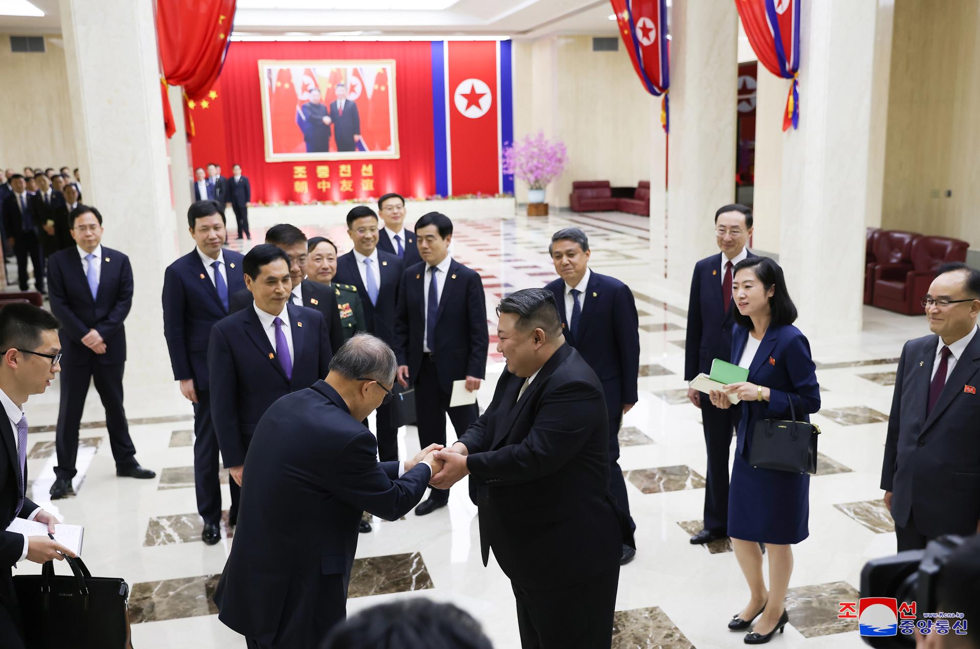 A photo released by the official North Korean Central News Agency (KCNA) on 29 July 2023, shows North Korean leader Kim Jong Un (C) during a meeting with a Chinese delegation led by Li Hongzhong (C-L), member of the Political Bureau of the Central Committee of the Communist Party of China, in Pyongyang, North Korea, July 28, 2023. EFE/EPA/KCNA EDITORIAL USE ONLY

