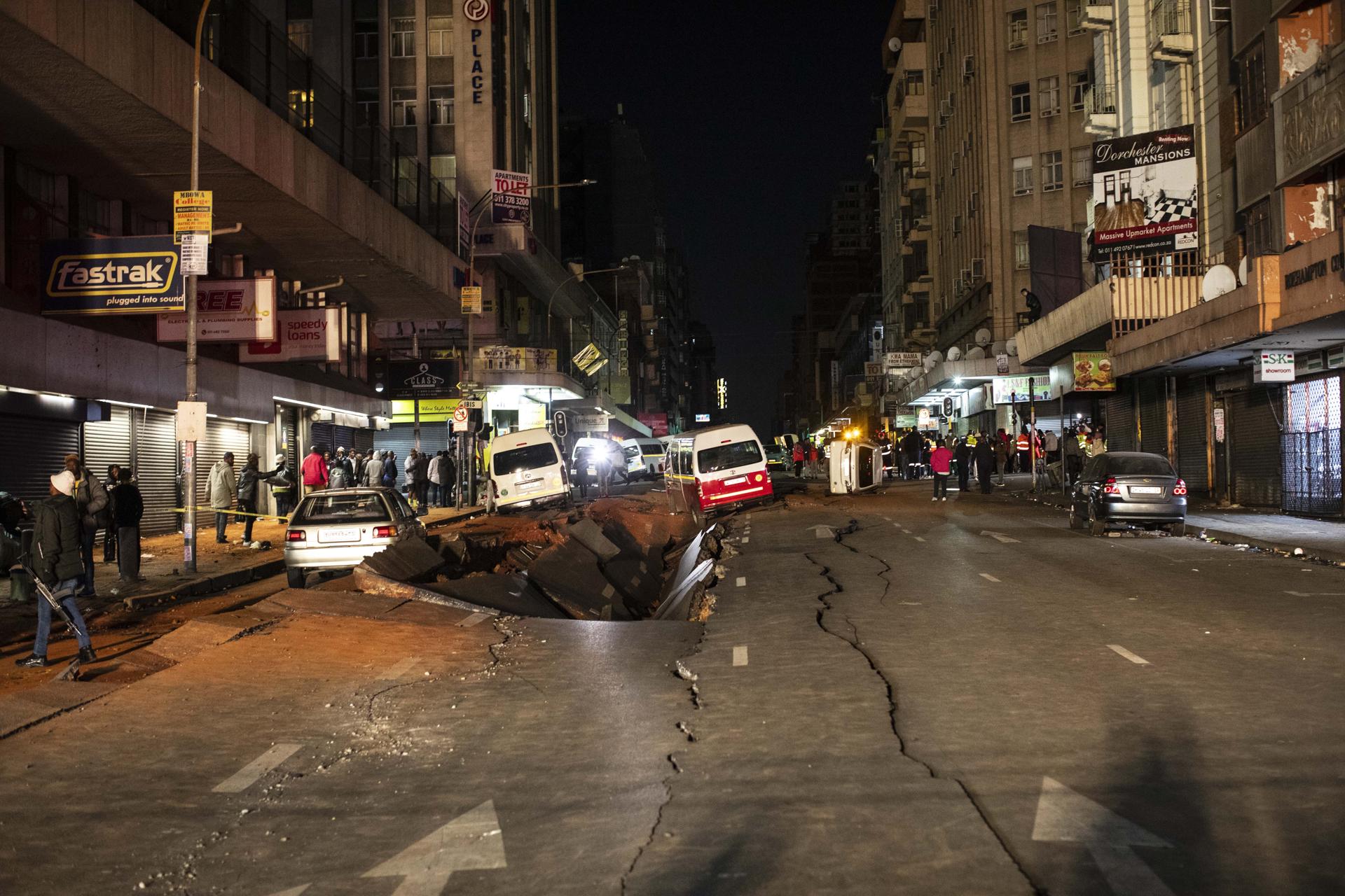 Damage from an under-street gas explosion is seen in Bree Street in downtown Johannesburg, South Africa, 19 July 2023. EFE-EPA/KIM LUDBROOK