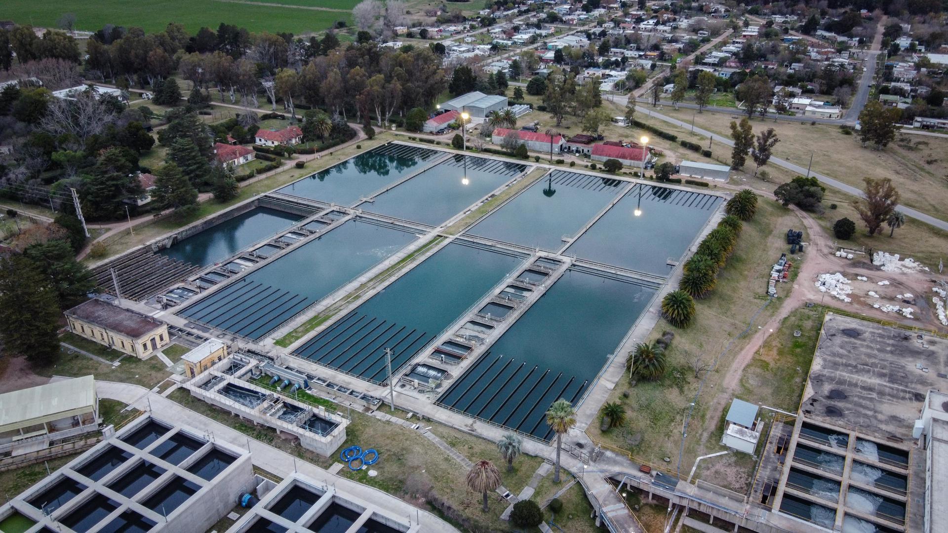 An 8 July 2023 aerial photo of a water treatment plant that supplies potable water to the Uruguayan departments of Montevideo and Canelones. EFE/ Gaston Britos