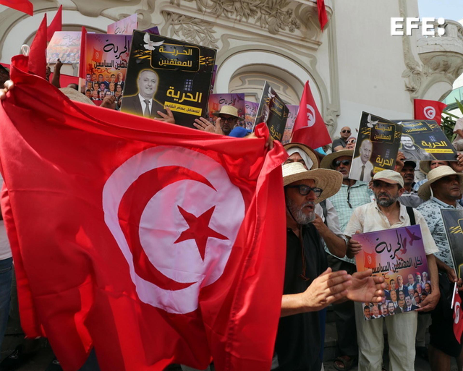 Hundreds gather in Tunis on 25 July 2023 for a protest to mark Tuesday's second anniversary of Tunisian President Kais Saied's decision to dissolve the democratically elected parliament and assume sweeping powers. EFE/EPA/MOHAMED MESSARA

