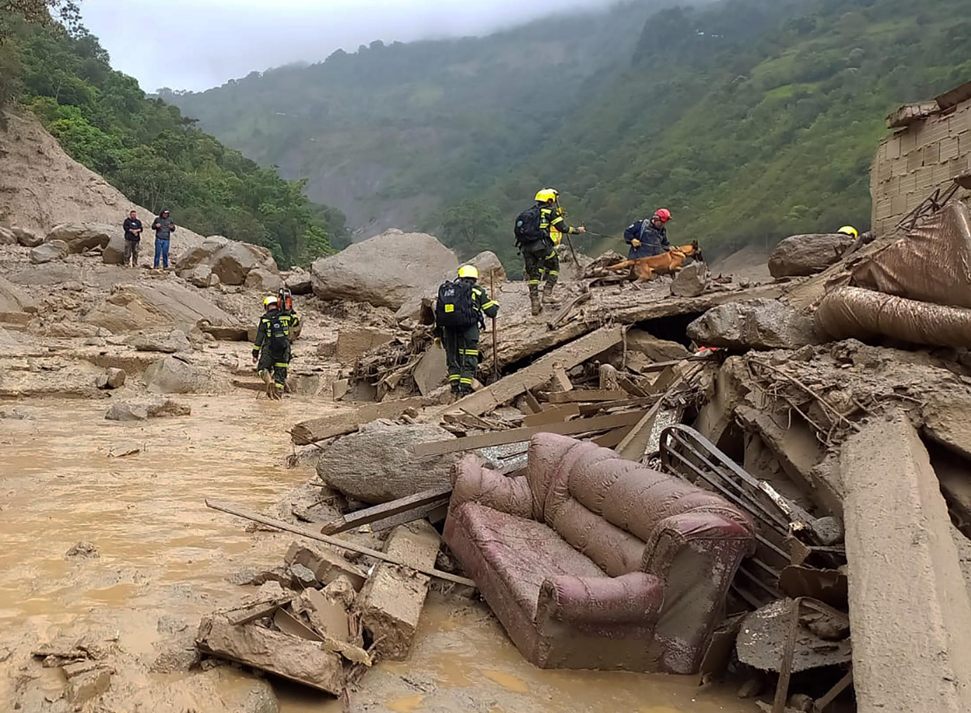 A photo provided by Colombia's National Police that shows rescue teams operating in an area of the central municipality of Quetame where a mudslide occurred on 18 July 2023. EFE/COLOMBIA'S NATIONAL POLICE
