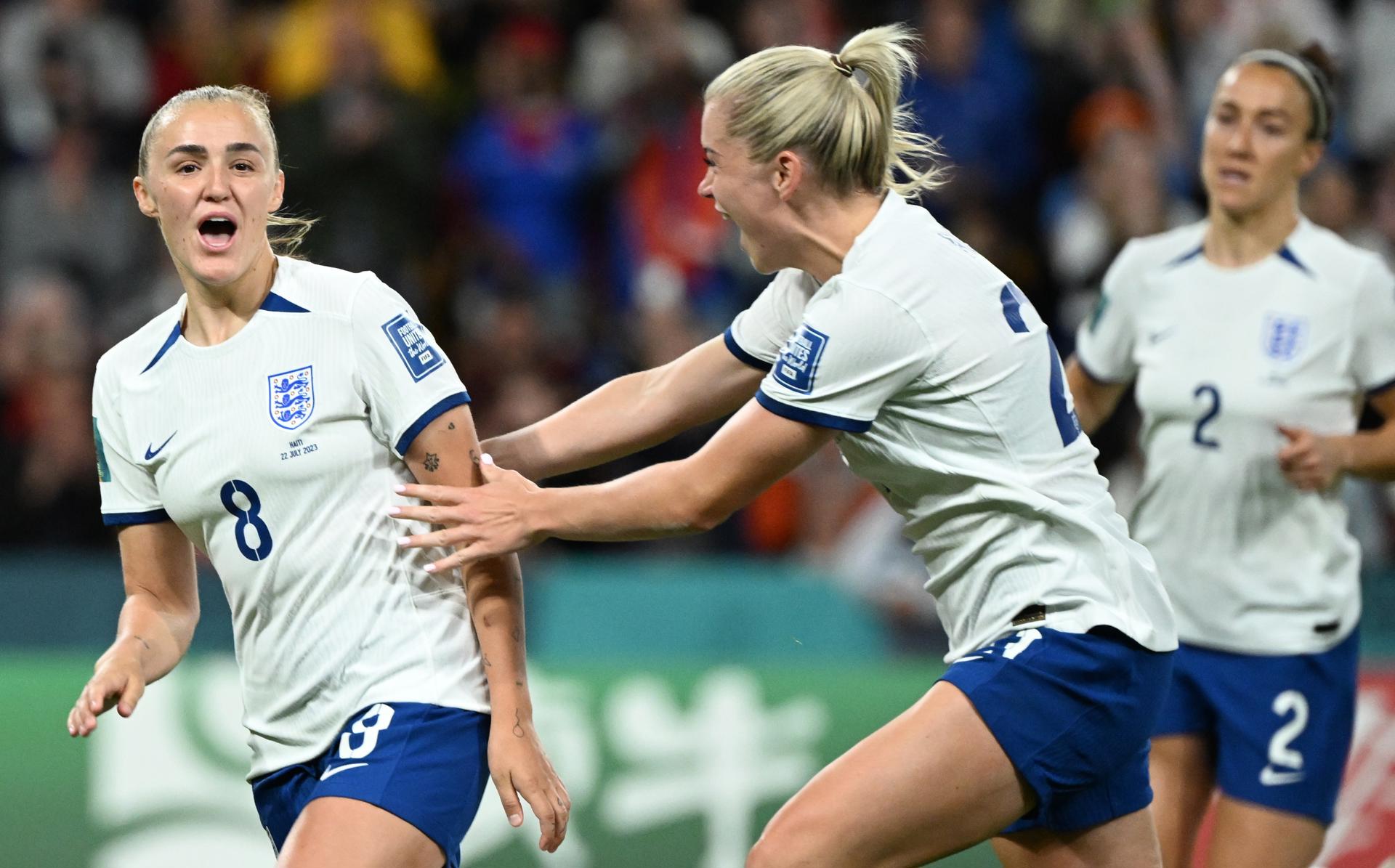 Georgia Stanway (L) of England celebrates scoring a goal with Alessia Russo during the FIFA Women's World Cup 2023 soccer match between England and Haiti at Brisbane Stadium in Brisbane, Australia, 22 July 2022. EFE/EPA/DARREN ENGLAND AUSTRALIA AND NEW ZEALAND OUT