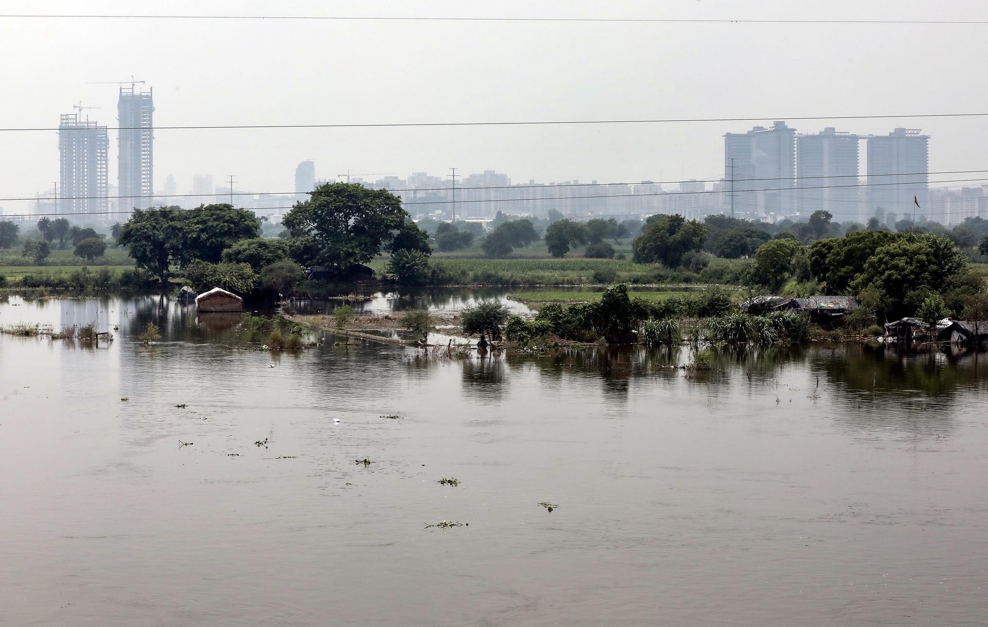 A general view shows the Hindon river after it overflowed, in Ghaziabad, Uttar Pradesh, India 27 July 2023. EFE-EPA/HARISH TYAGI
