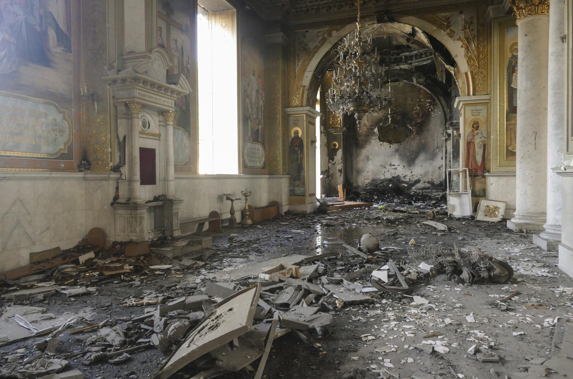 The internal view of the Transfiguration Cathedral damaged by a missile attack in the Odesa region, southern Ukraine, 23 July 2023. EFE-EPA/IGOR TKACHENKO
