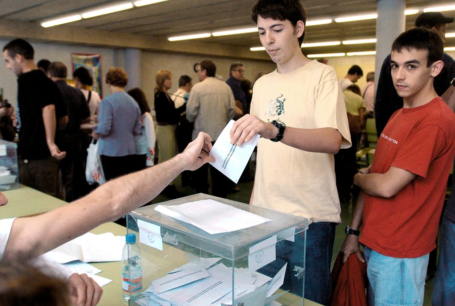 El próximo 23 de julio más de tres millones de jóvenes entre 18 y 24 años podrán acudir a las urnas.