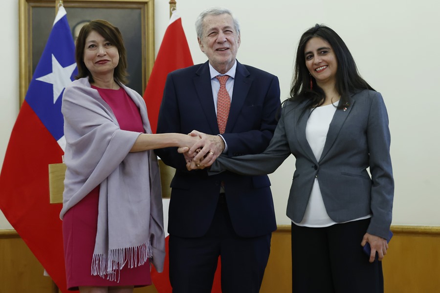 Chile traspasa presidencia de Alianza del Pacífico a Perú y desatasca el bloque comercial