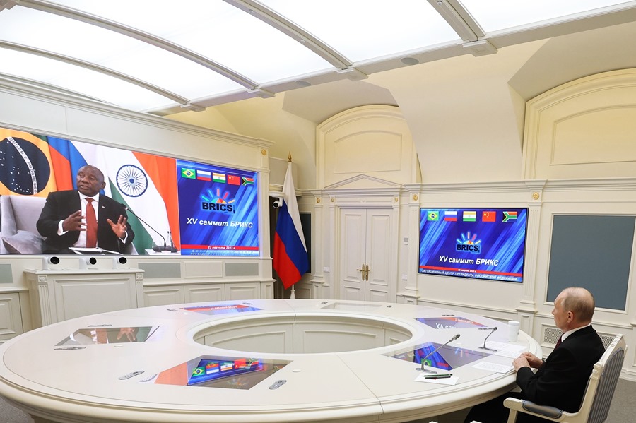 Putin agradece a los BRICS los esfuerzos para una solución pacífica de la guerra en Ucrania