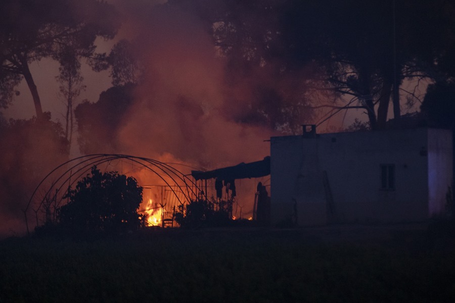 Vista del incendio de Bonares en Huelva.