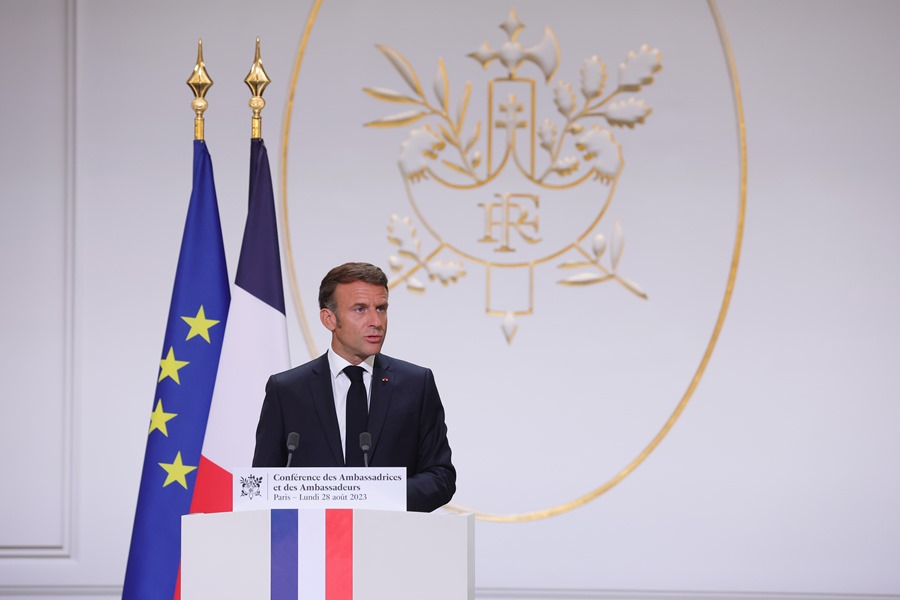 Macron quiere más integración en la UE y contempla para eso varias velocidades
