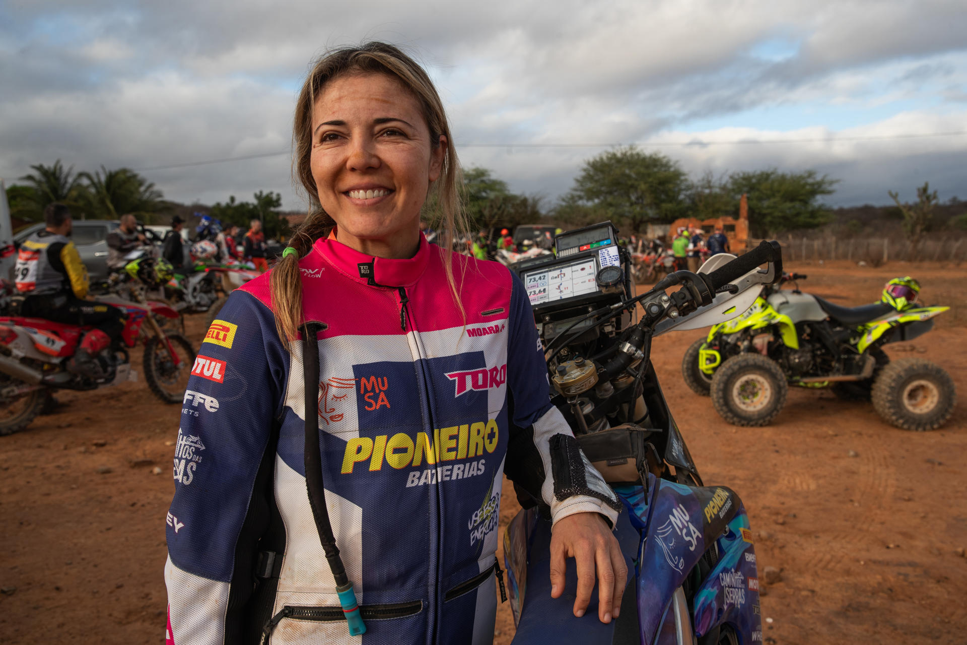Brazilian rally driver Moara Sacilotti poses for a photo between stages of the Rally dos Sertaos on 13 August 2023 in Campo Formoso, Brazil. EFE/Andre Coelho
