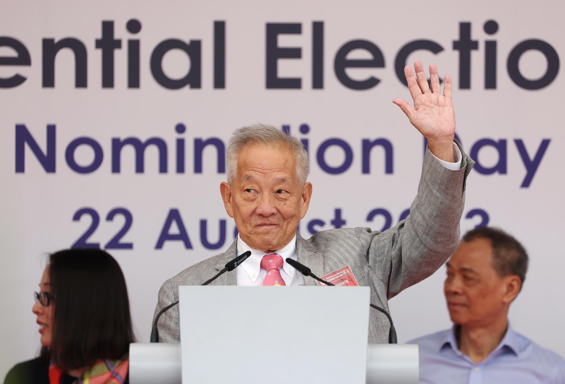 Singaporean presidential candidate Ng Kok Song waves to his supporters at the nomination center on Nomination Day in Singapore, 22 August 2023. EFE/EPA/HOW HWEE YOUNG
