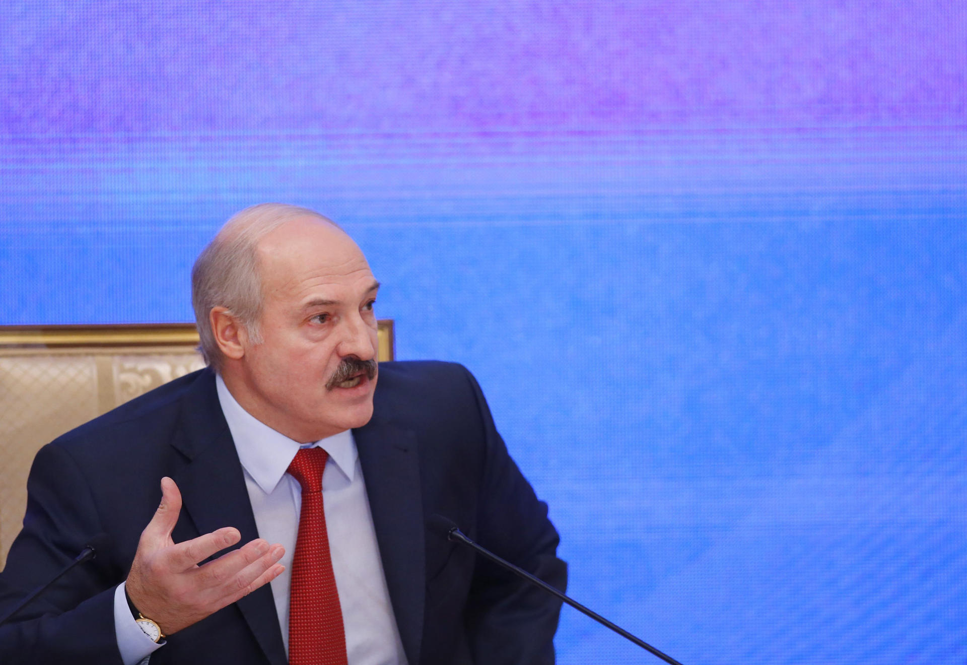 Foto de arquivo do presidente bielorrusso Alexander Lukashenko durante uma coletiva de imprensa em Minsk, Belarus, em 29 de janeiro de 2015. EPA/ARQUIVO/SERGEI GRITS/ POOL