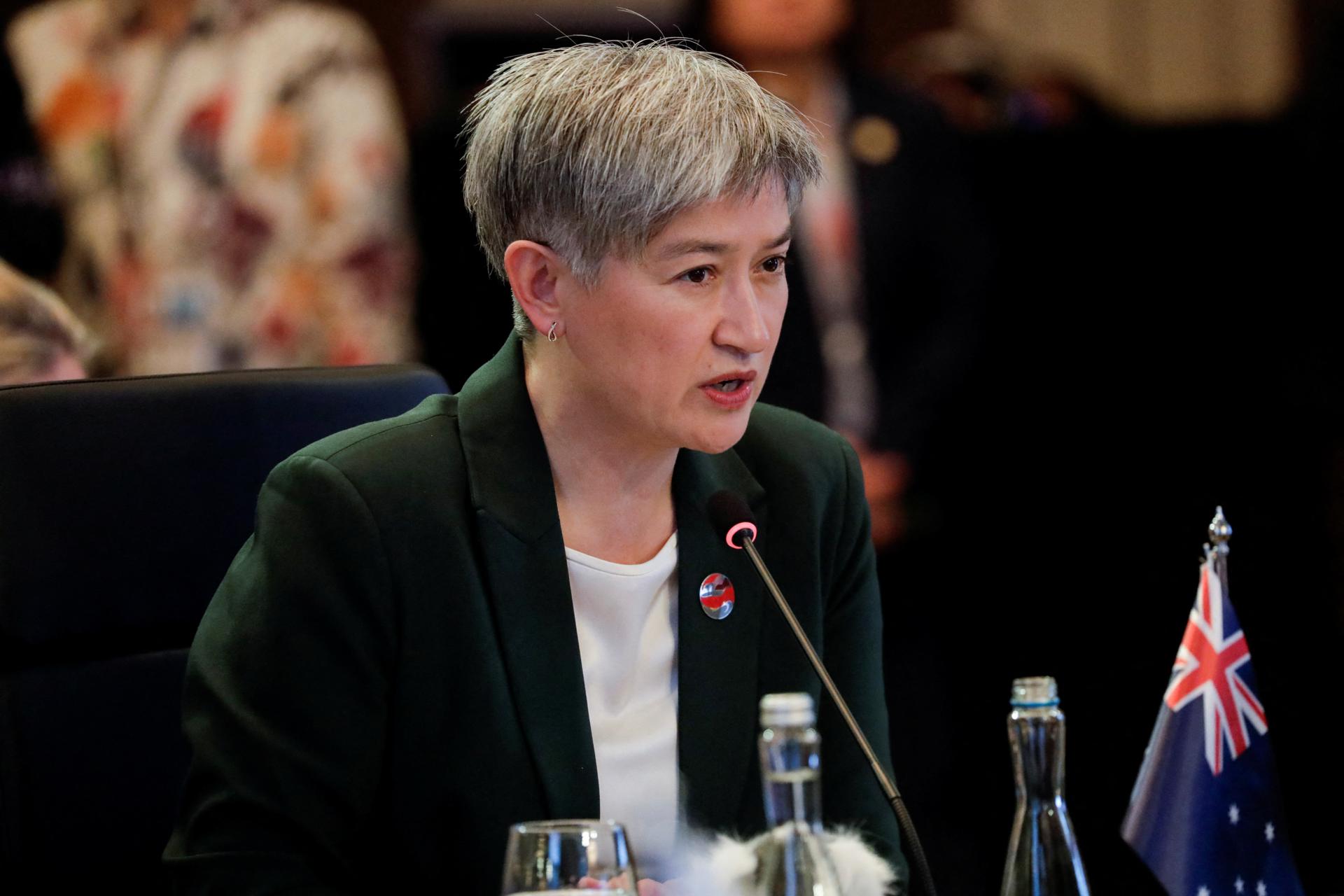 Australian Foreign Minister Penny Wong speaks during the ASEAN Post Ministerial conference with Australia at the Association of Southeast Asian Nations (ASEAN) Foreign Ministers' Meeting in Jakarta, Indonesia, 13 July 2023. EFE/EPA/AJENG DINAR ULFIANA / POOL
