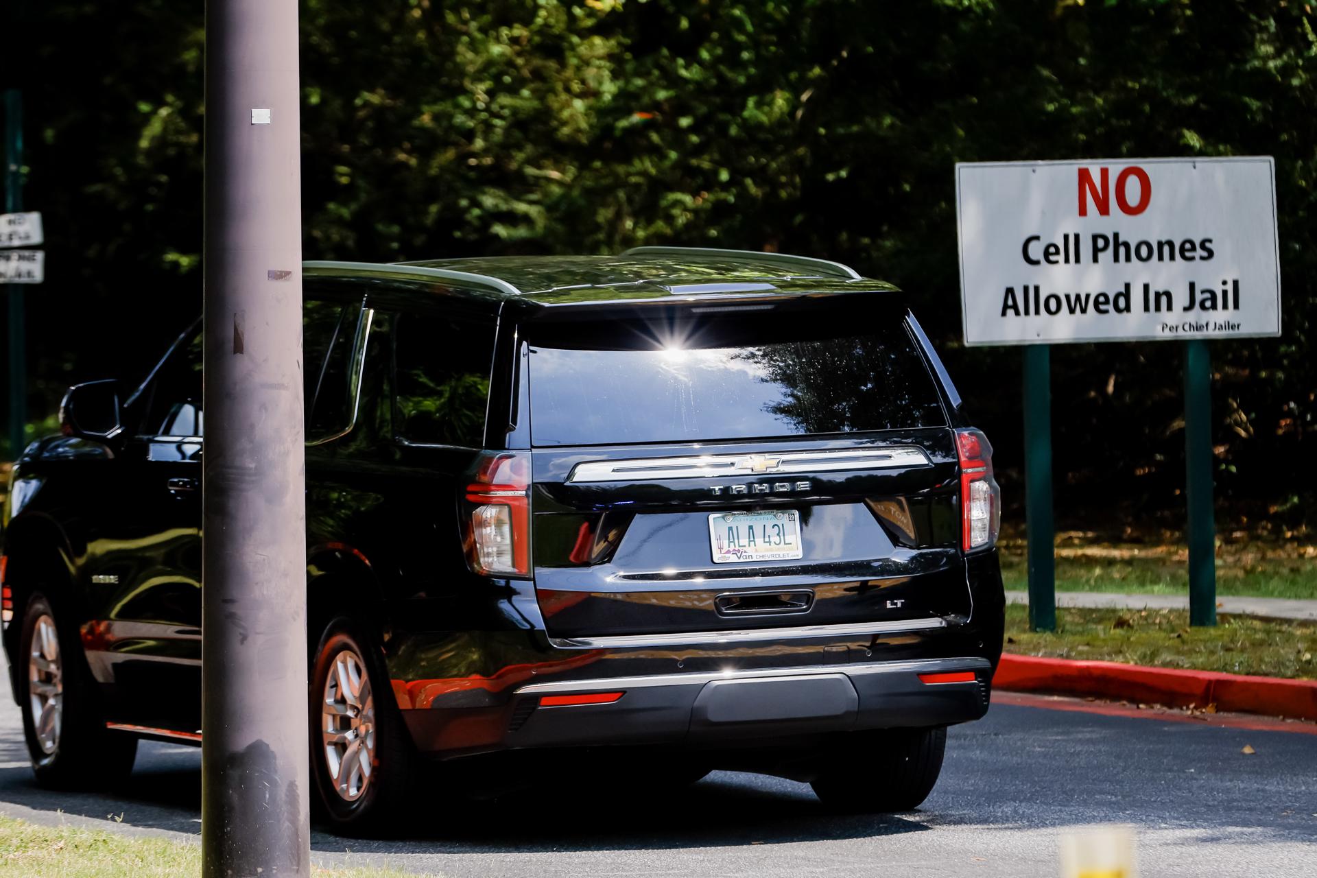 A SUV believed to be transporting Rudy Giuliani, a former New York mayor and Donald Trump's personal attorney, arrives at the Fulton County Jail after a grand jury indictment against former US President Donald Trump and 18 co-defendants for 2020 election interference in Atlanta, Georgia, USA, 23 August 2023. (New York) EFE/EPA/ERIK S. LESSER
