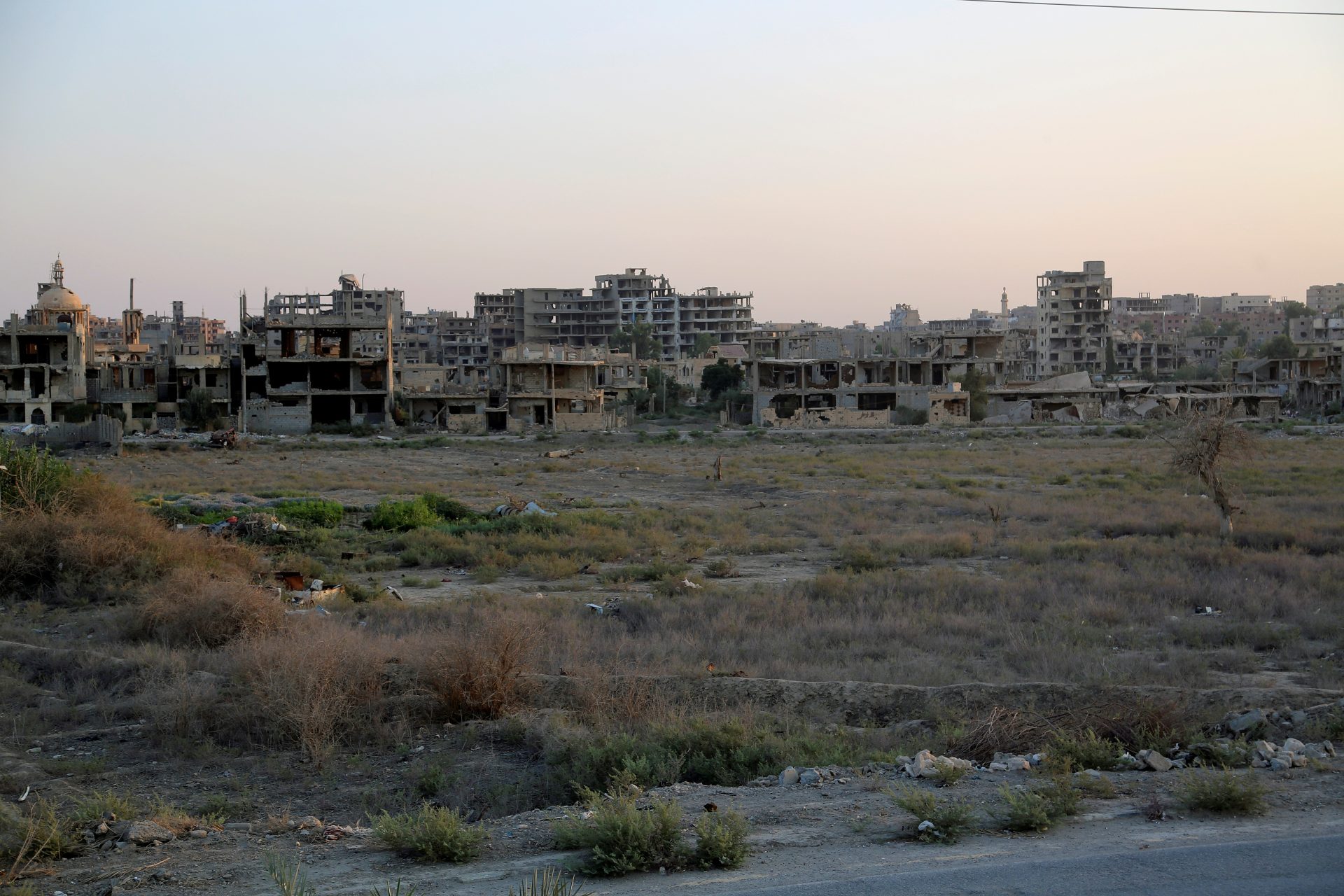 Vista de una zona devastada de la ciudad de Deir al Zur, en el este de Siria.