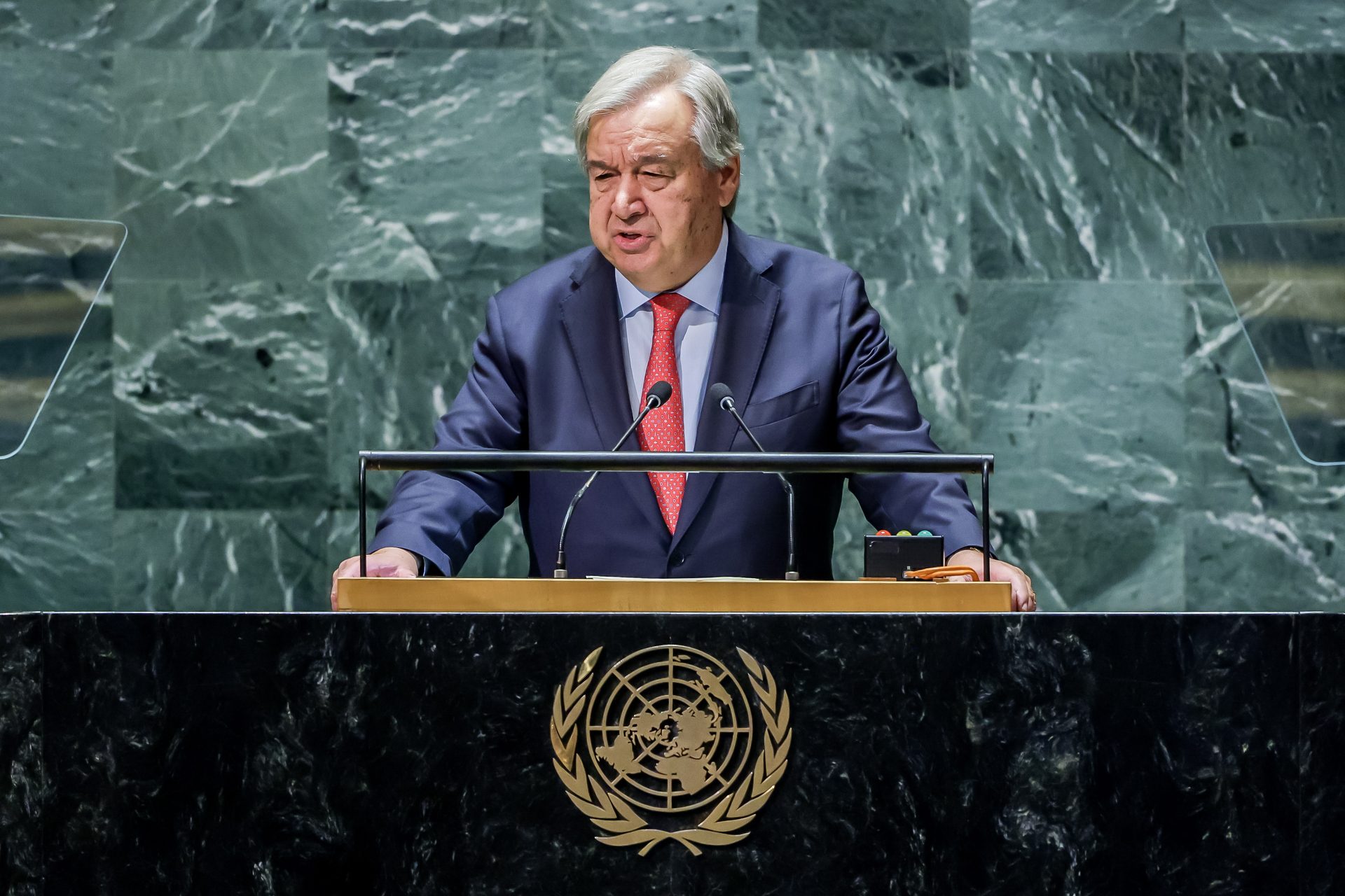 António Guterres durante a abertura da Assembleia Geral da ONU, nesta terça-feira. EFE/Justin Lane