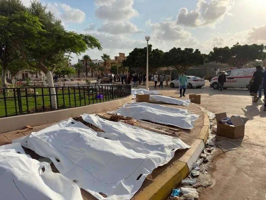 International aid begins to arrive in Libya
