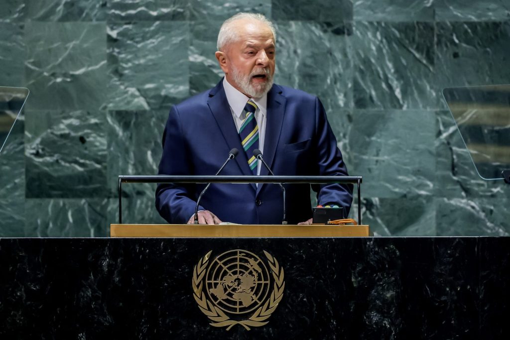 El presidente de Brasil, Luiz Inácio Lula da Silva, habla en la apertura de la Asamblea General de la ONU, este 19 de septiembre de 2023, en Nueva York. EFE/Justin Lane
