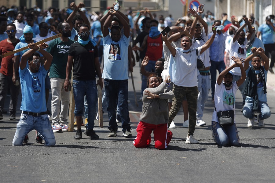 Al menos 114 heridos en Israel por enfrentamientos entre eritreos y la Policía