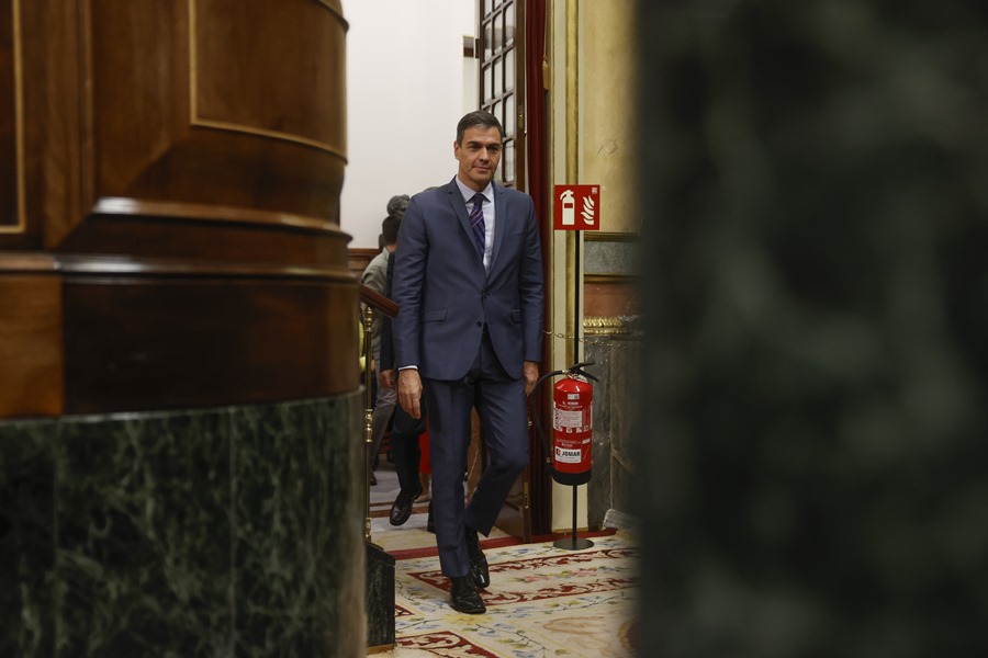 El presidente del Gobierno en funciones Pedro Sánchez a su llegada a un pleno del Congreso