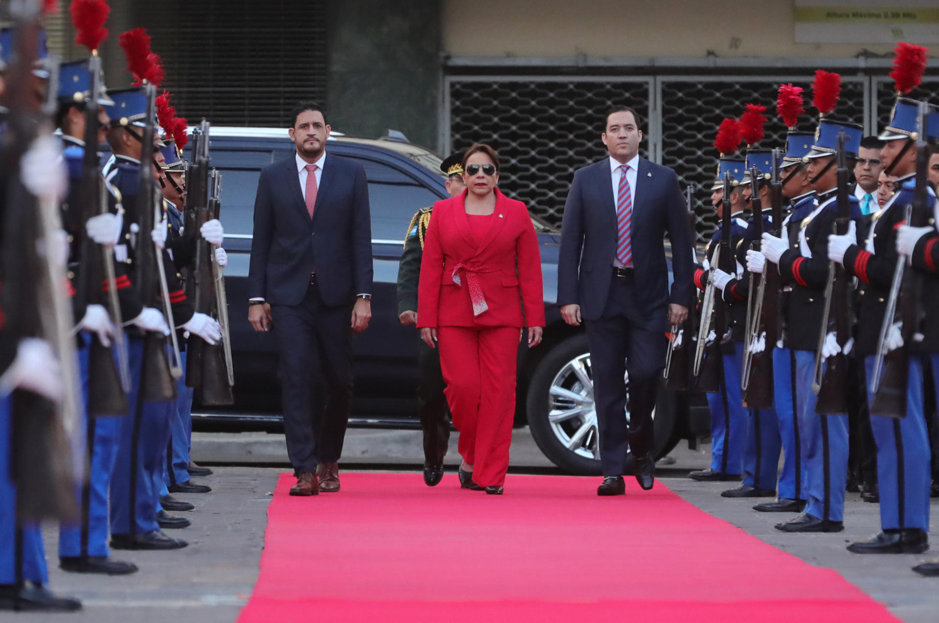 Castro encabeza los actos conmemorativos a los 202 años de la independencia de Honduras