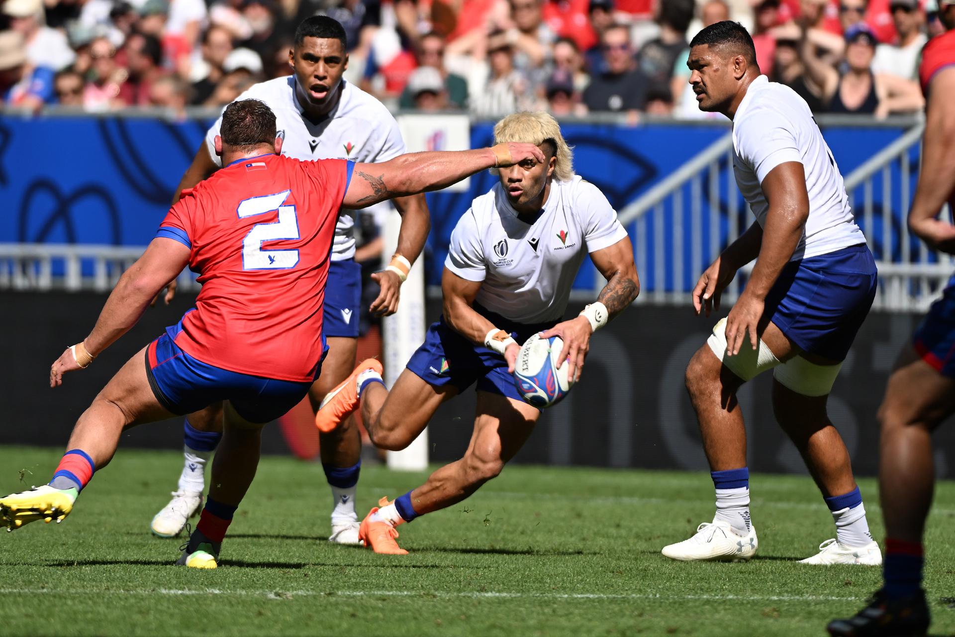 Samoan's Jonathan Taumateine (C) in action during the Rugby World Cup Pool D match between Samoa vs Chile in Bordeaux, France, 16 September 2023. EFE-EPA/Caroline Blumberg
