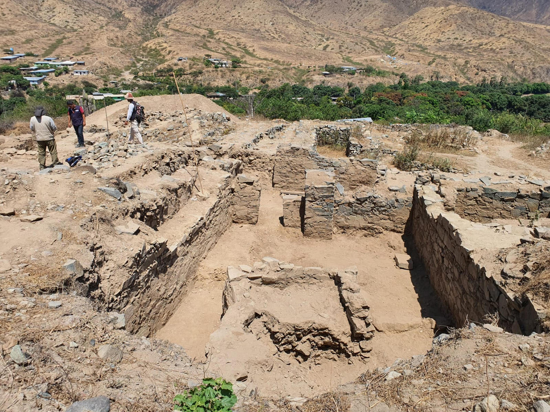 Fotografía sin fecha difundida por el Ministerio de Cultura de Perú de un asentamiento arqueológico descubierto en la región de Cajamarca, en el norte de Perú. EFE/Ministerio de Cultura de Perú