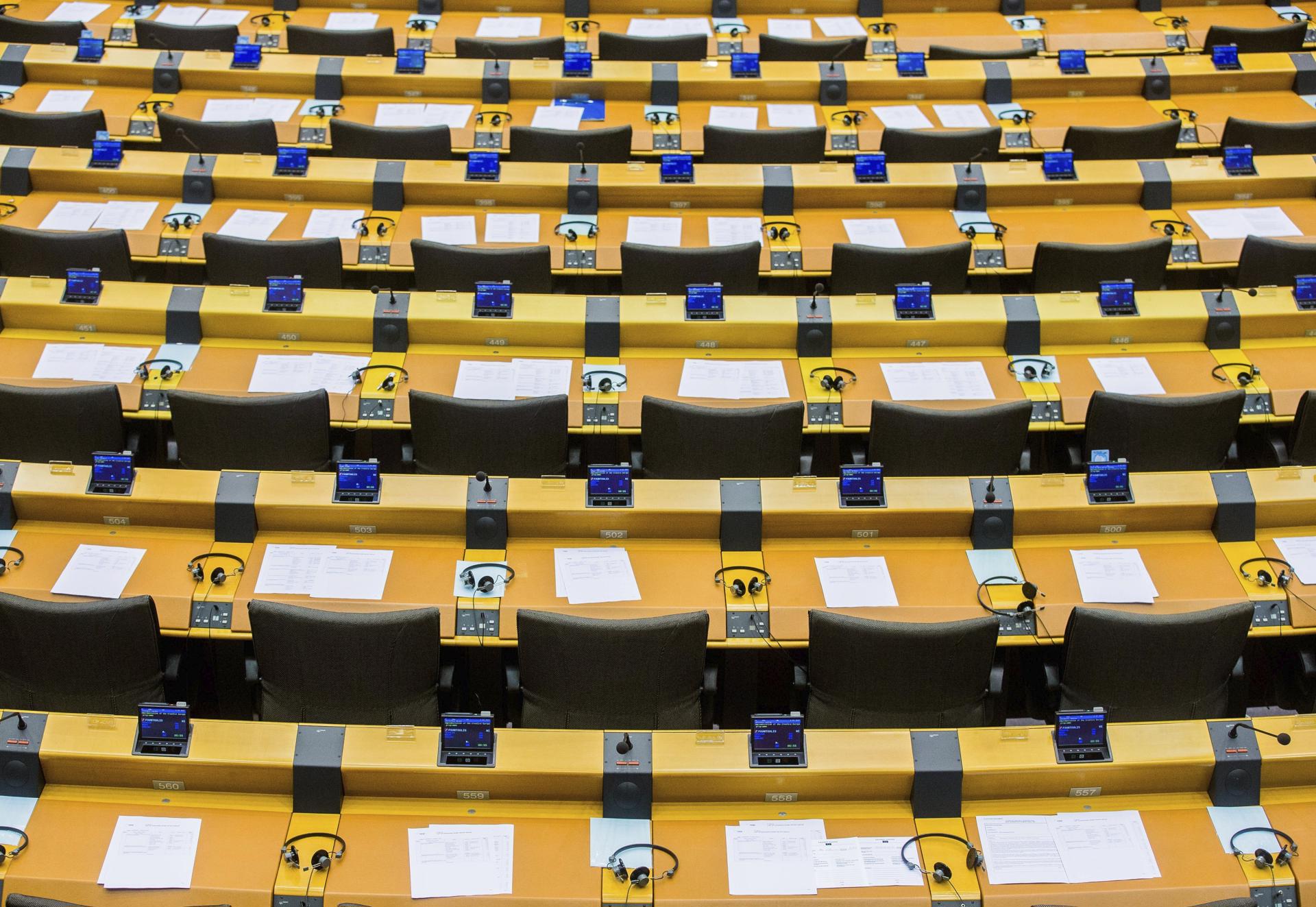 Vista general de la Cámara durante la sesión plenaria del Parlamento de la Unión Europea en Bruselas (Bélgica). EFE/Stephanie Lecocq