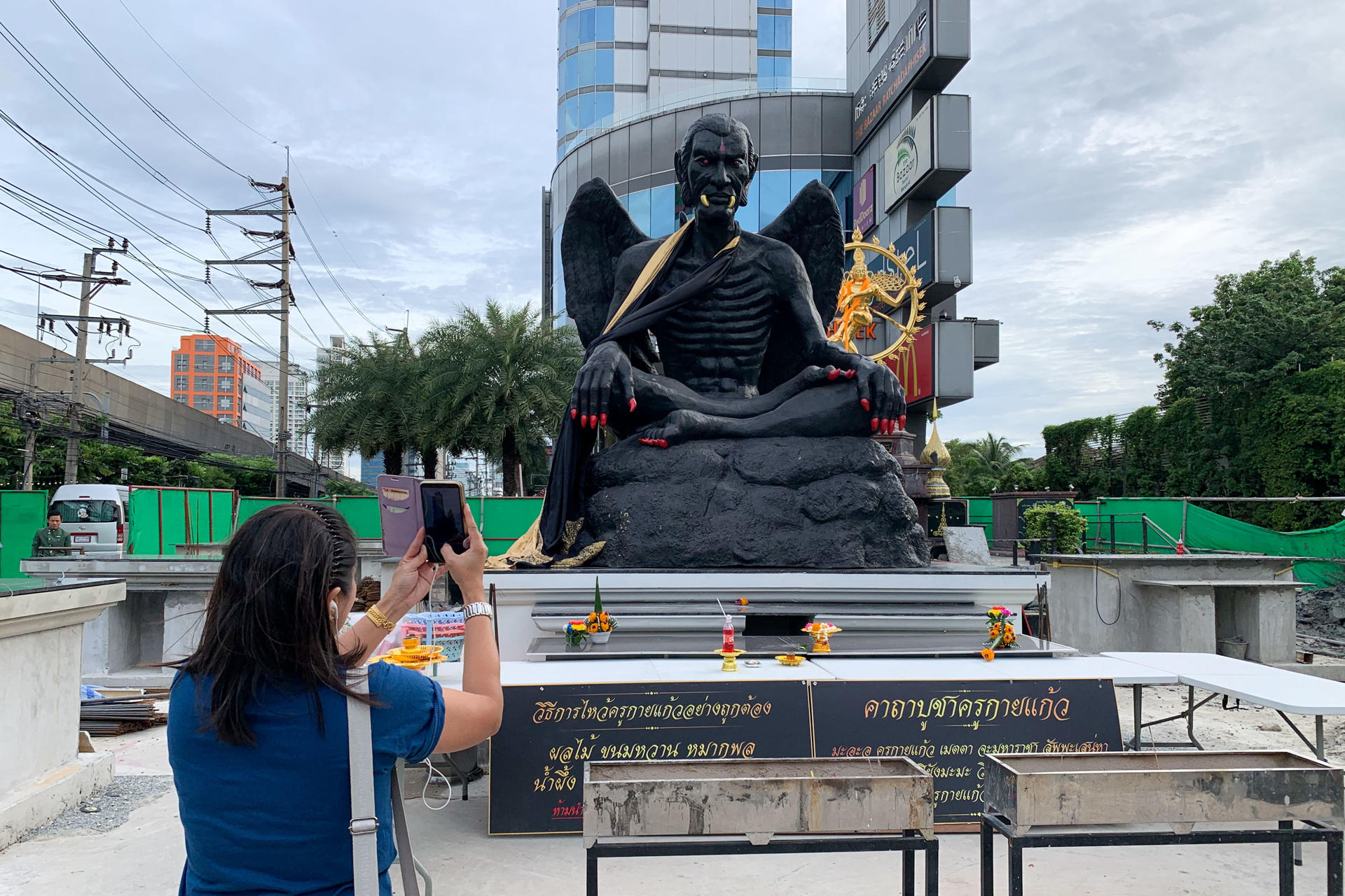 A demonic-looking statue, representing an ancient master of esoteric magic stands in Bangkok. EFE/Gaspar Ruiz-Canela