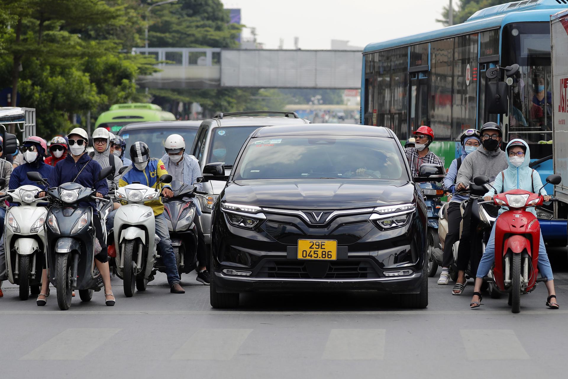 A Vinfast electric car is seen on a street of Hanoi, Vietnam, 17 August 2023. EFE-EPA/LUONG THAI LINH/FILE