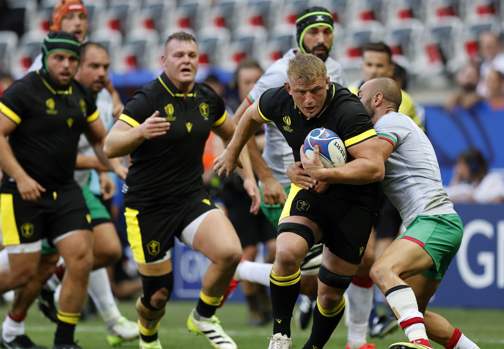 Wales's Dewi Lake in action during the Rugby World Cup 2023 Pool C between Wales and Portugal in Nice, France, 16 September 2023. EFE-EPA/SEBASTIEN NOGIER
