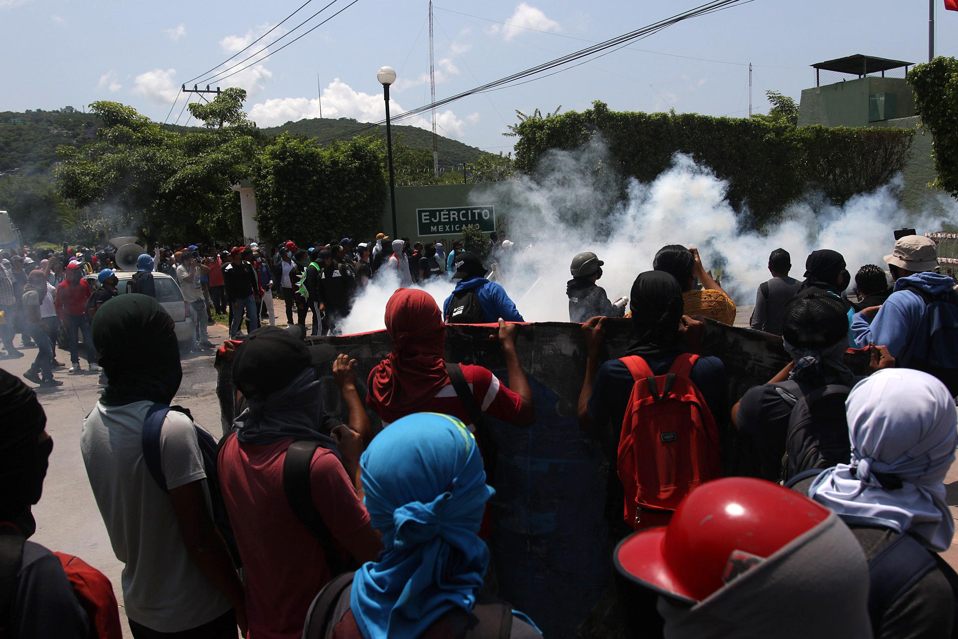 Students demonstrate today in front of a military barracks to demand justice for the 43 missing students from Ayotzinapa, in Iguala, state of Guerrero, Mexico 18 September 2023. EFE/Jose Luis de la Cruz