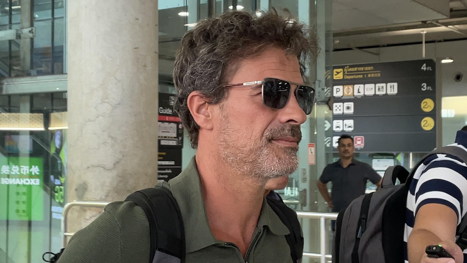 El actor español Rodolfo Sancho a su llegada a Bangkok (Tailandia). EFE/ Concepción Domínguez