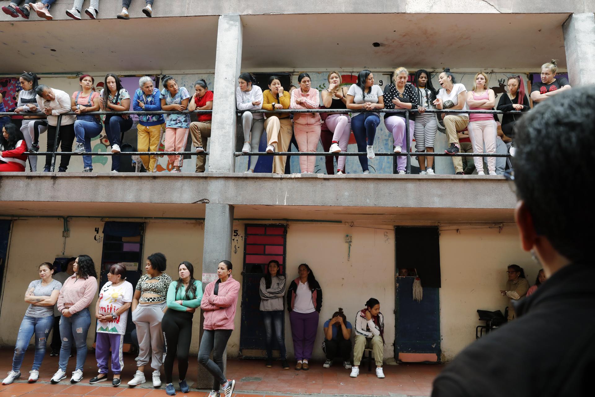 Inmates participate in an event at the El Buen Pastor Women's Prison, on September 15, 2023, in Bogotá (Colombia). EFE/ Carlos Ortega