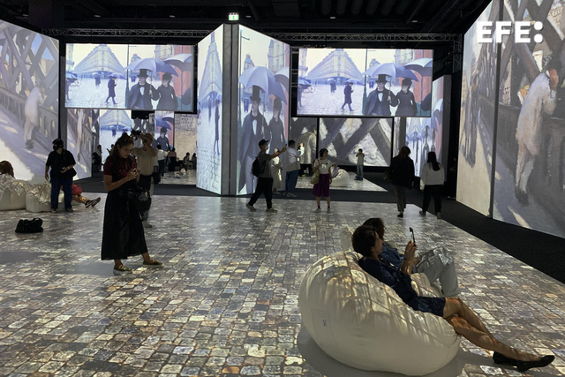 Picture of the "Attraction Hall" room at the IconSiam shopping center in Bangkok, Thailand, which hosts the inmersive exhibition "Monet and Friends Alive". EFE/ Nayara Batschke