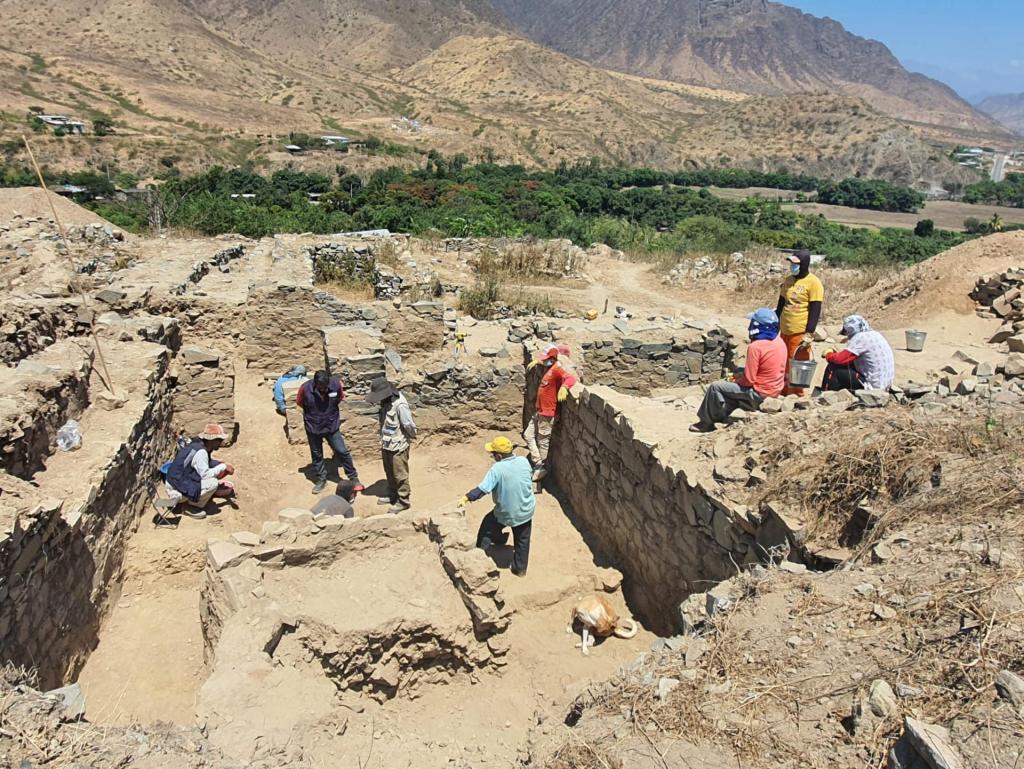 Fotografía sin fecha difundida por el Ministerio de Cultura de Perú de un asentamiento arqueológico descubierto en la región de Cajamarca, en el norte de Perú. EFE/Ministerio de Cultura de Perú

