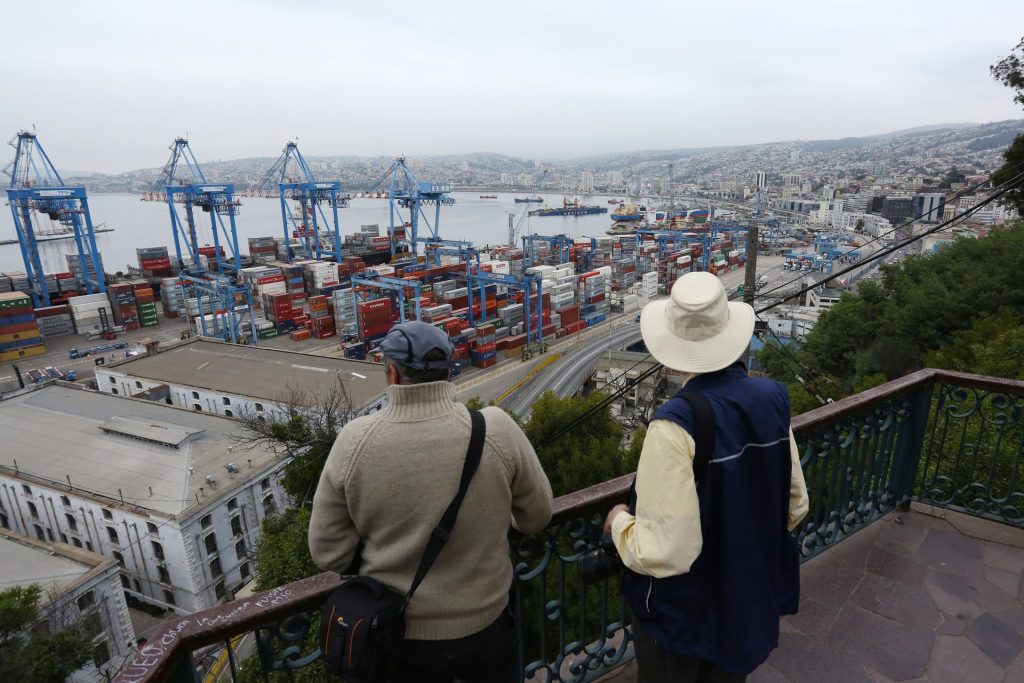 Fotografía de archivo que muestra el Puerto de Valparaíso (Chile). EFE/ Elvis González