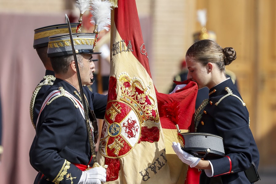 La princesa de Asturias, Leonor de Borbón, jura bandera en una ceremonia oficial celebrada el pasado sábado.