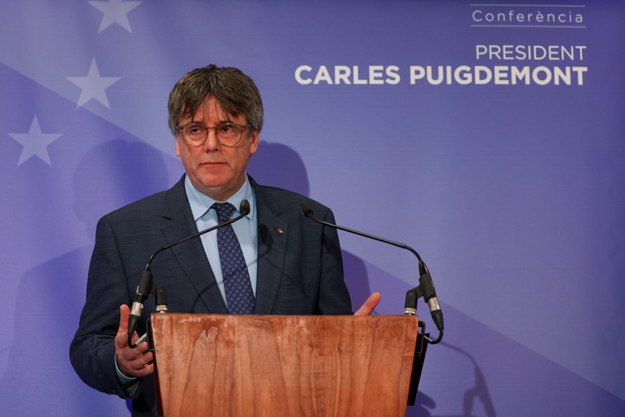 Puigdemont cita a la cúpula de JxCat en Bélgica para evaluar el pacto con el PSOE sobre la amnistía