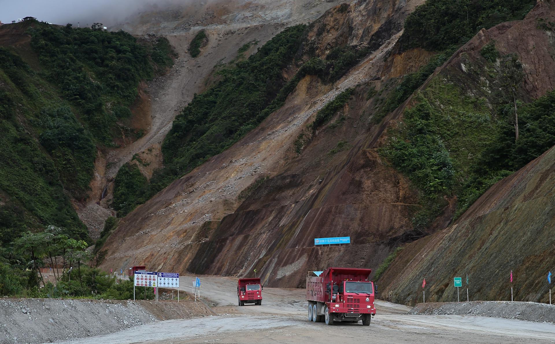(FILE) View of a processing plant this on July 18, 2019 in Tundayme (Ecuador). Ecuador began its megamining with the beginning of the extraction of copper concentrate at the Cóndor-Mirador mine, located in the Tundayme sector, in the southeast of the country's Amazon, near the border with Peru. EFE/José Jácome