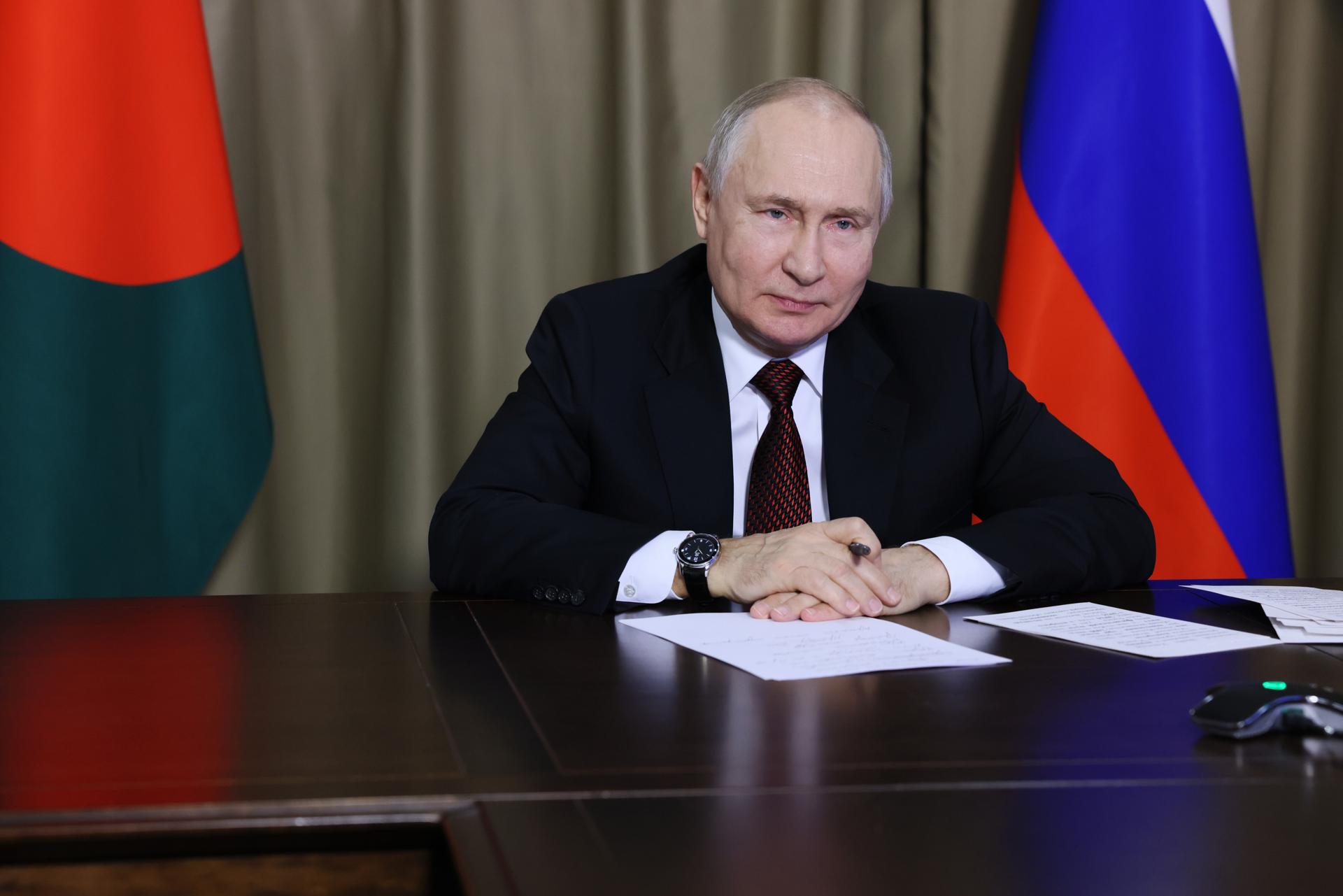 Russian President Vladimir Putin takes part in a ceremony marking the delivery of Russian nuclear fuel to the first power unit of the Rooppur NPP in Bangladesh, via videoconference call, in Sochi, Krasnodar region, Russia, 05 October 2023. EFE-EPA/MIKHAIL METZEL/SPUTNIK/KREMLIN / POOL MANDATORY CREDIT