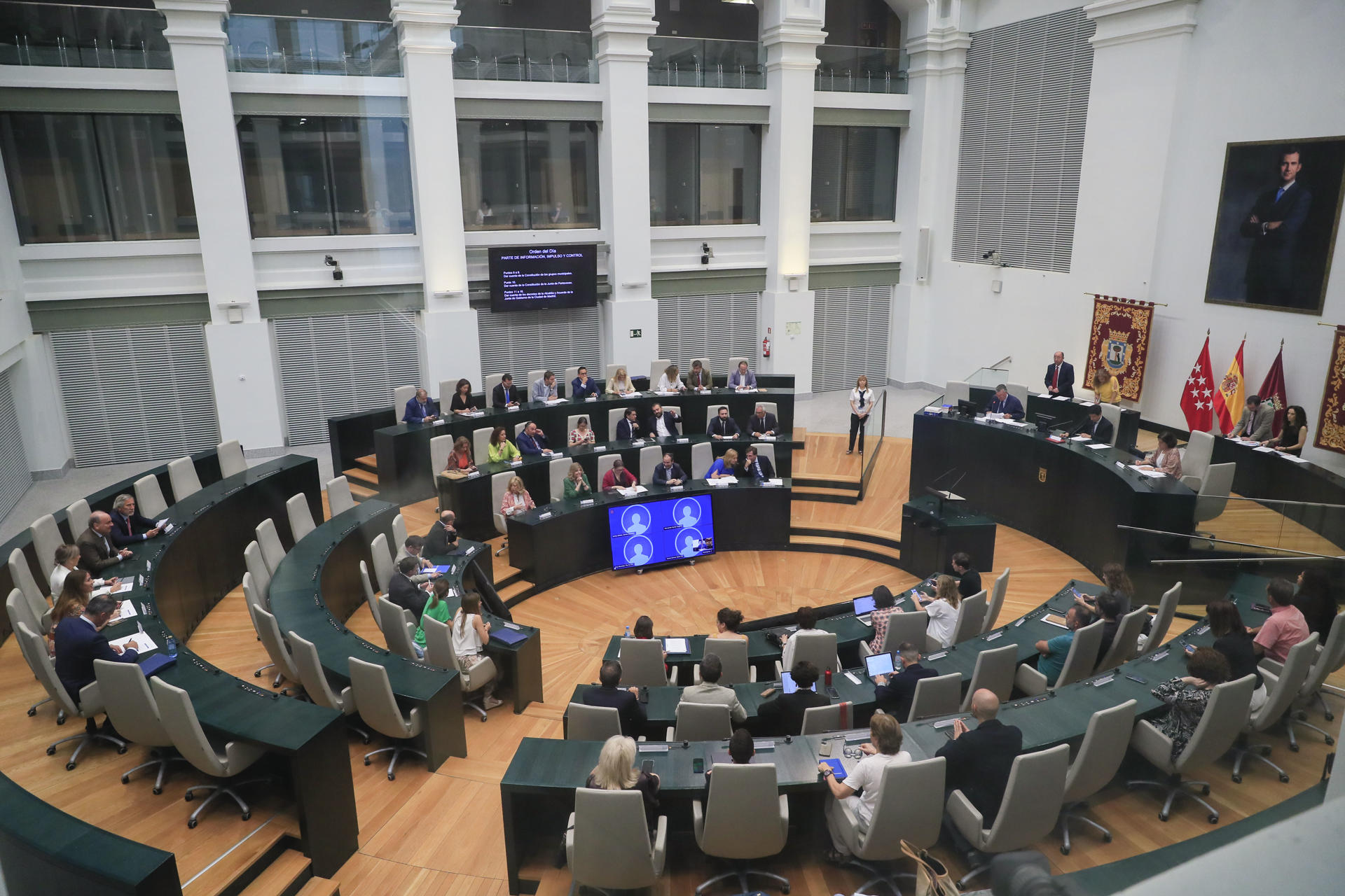Imagen de archivo de un Pleno del Ayuntamiento de Madrid. EFE/Fernando Alvarado