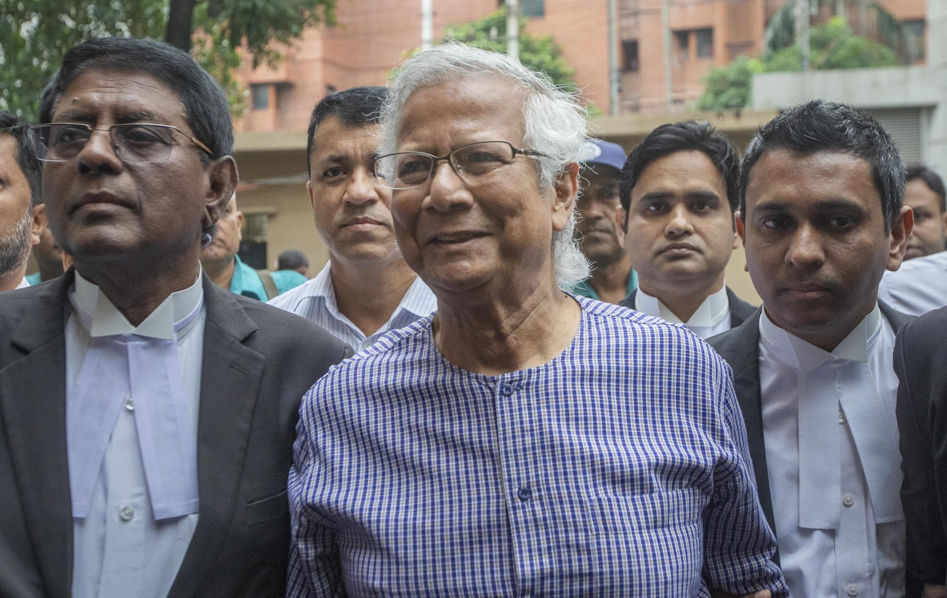 Muhammad Yunus arrives at the Anti-Corruption Commission (ACC) office in Dhaka, Bangladesh, 05 October 2023. EFE-EPA/MONIRUL ALAM