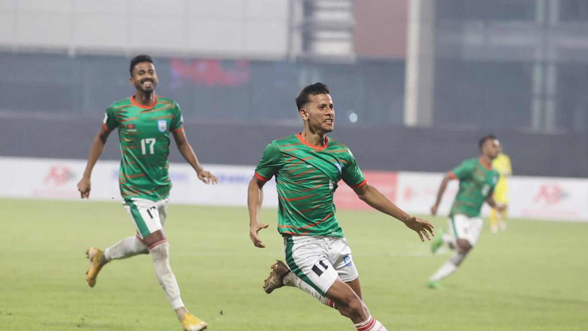 A photo made available by the Bangladesh Football Federation shows Bangladesh players celebrating after their 2-1 victory over the Maldives in the second leg of the pre-qualifying match in Dhaka, Bangladesh. EFE/Bangladesh Football Federation HANDOUT