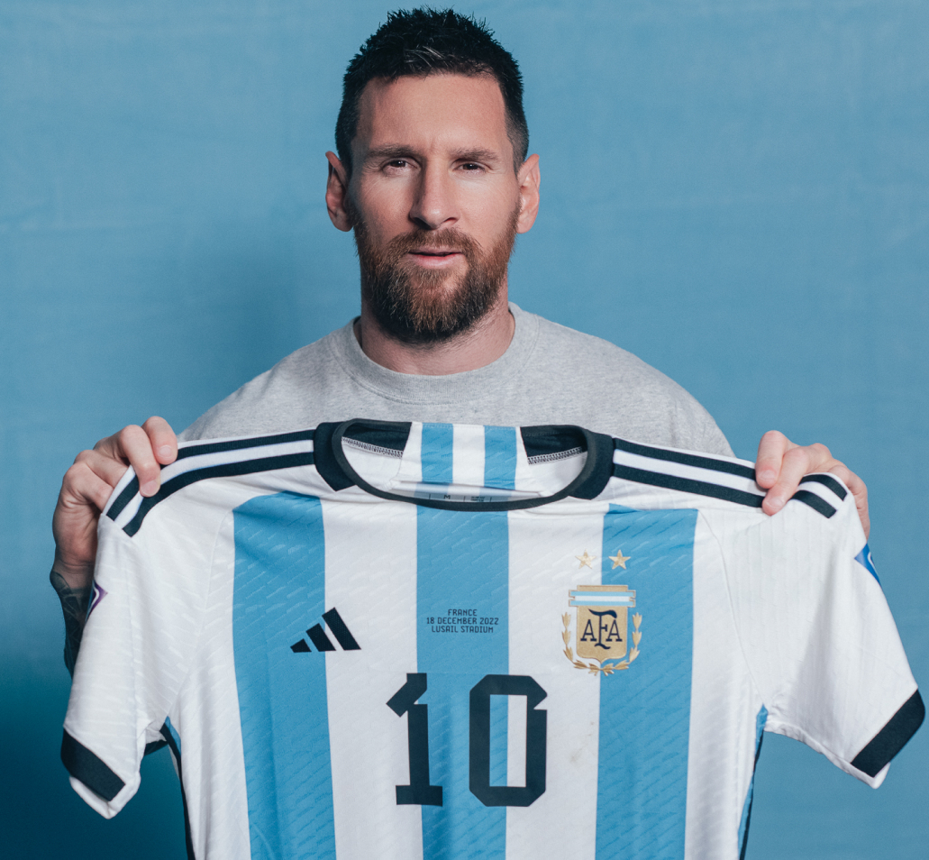 Seis camisetas de Messi en el Mundial de Qatar 2022, ganando su primera Copa, estarán a la venta el 14 de diciembre en Sotheby's, Nueva York.