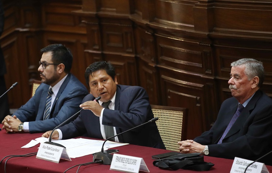 La fiscal general de Perú no acude al Congreso y pide que se reprograme su citación