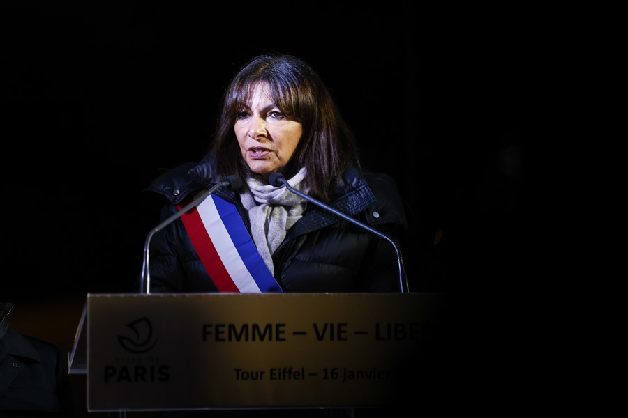 La alcaldesa de París, Anne Hidalgo