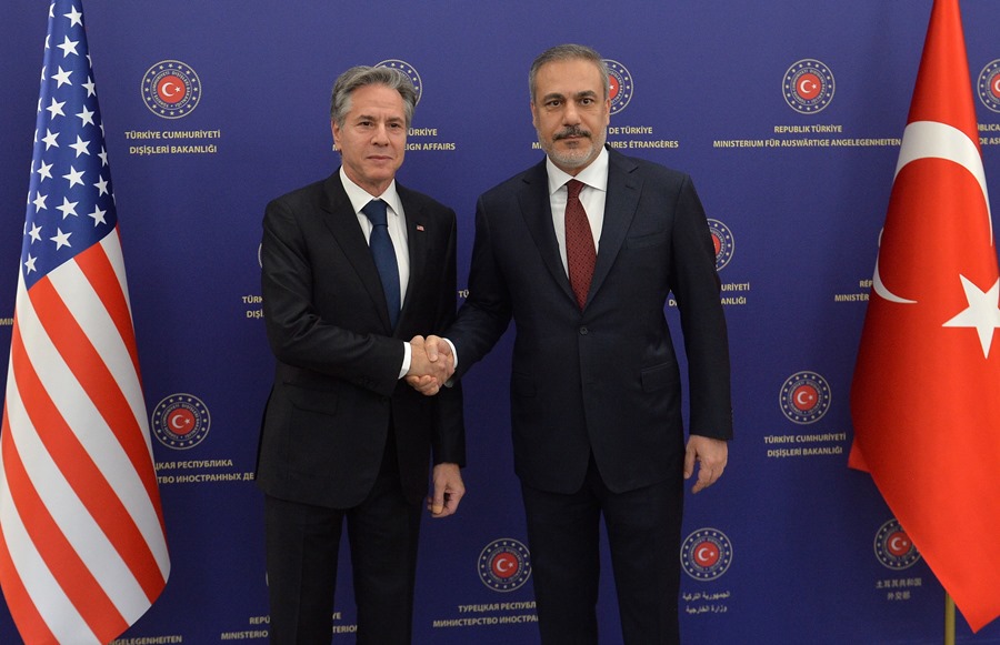 El ministro de Exteriores en Ankara, Hakan Fidan, se ha reunido hoy con su homólogo estadounidense, Antony Blinken, en Ankara.